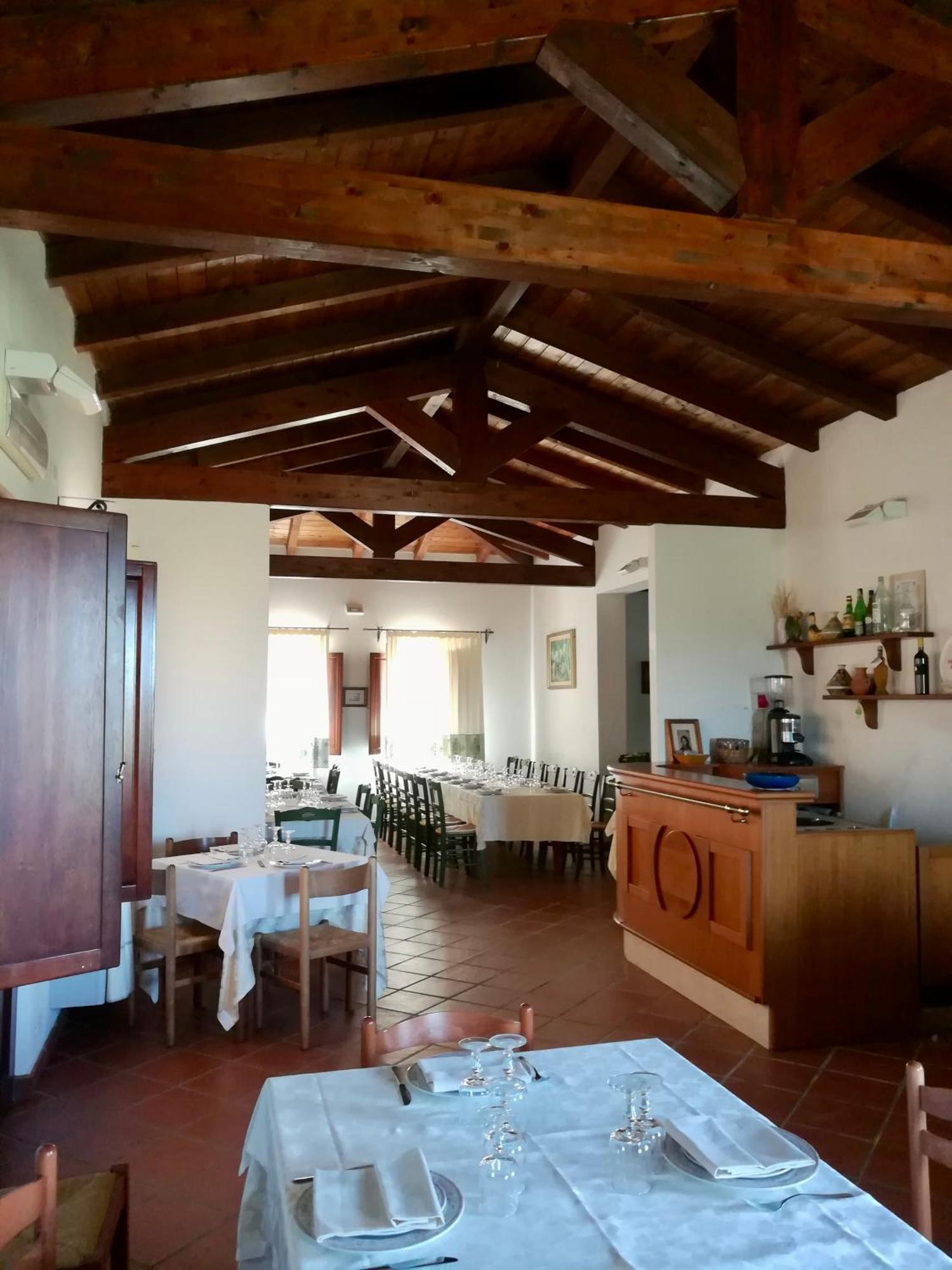 Su Nuraxi Hotel 3*