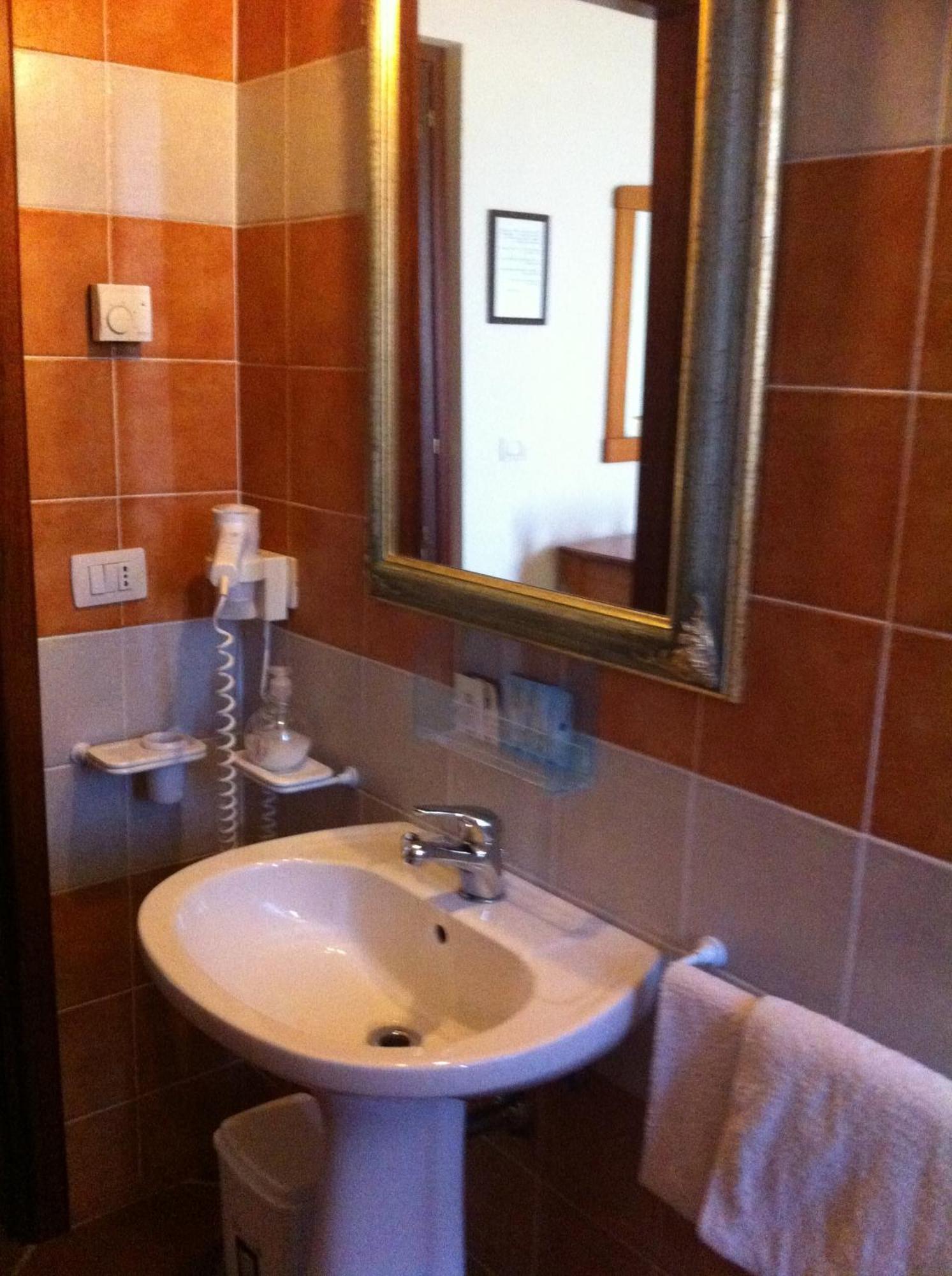 Hotel Su Nuraxi Barùmini