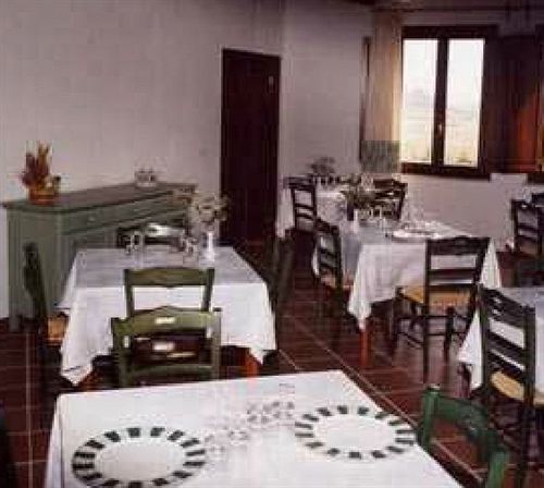 Su Nuraxi Hotel 3*